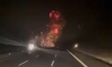 Turkey's F-16 crashes onto highway, explodes
