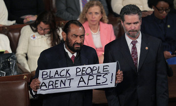 Democratic lawmakers boycott Trump's State of the Union address