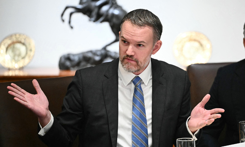 US to raise additional tariffs to 15% for some countries