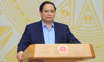 Prime minister calls for housing policy for middle-income earners