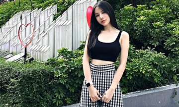 The 'Tho oi' leading lady's waist-accentuating style