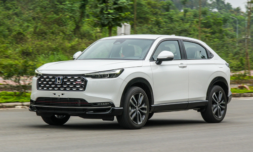 Honda HR-V hybrid price cut by 34 million VND