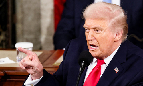 Trump to summon Amazon, Google bosses, mandate self-powering for data centers