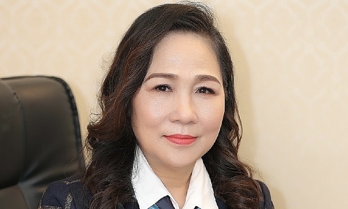 Artist Trinh Thuy Mui runs for 16th National Assembly term