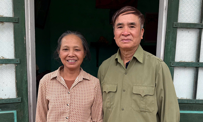 Poor couple donates land to ailing neighbor for a home