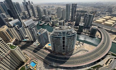 Dubai becomes a 'ghost town' after Iranian attacks