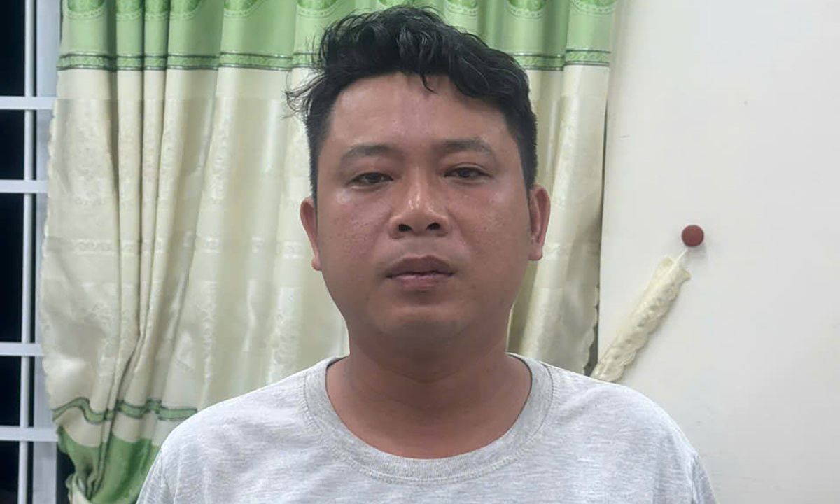 Man who choked, beat taxi driver detained