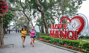 Northern Vietnam experiences a warm winter