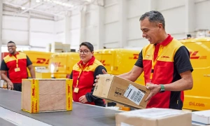 DHL launches low-emission shipping service with fixed fees