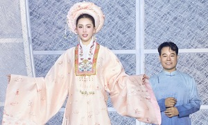 Fashion houses showcase ao dai with beauty queens and runner-ups
