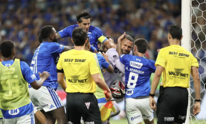 Brawl results in 23 red cards in Brazil's state championship final