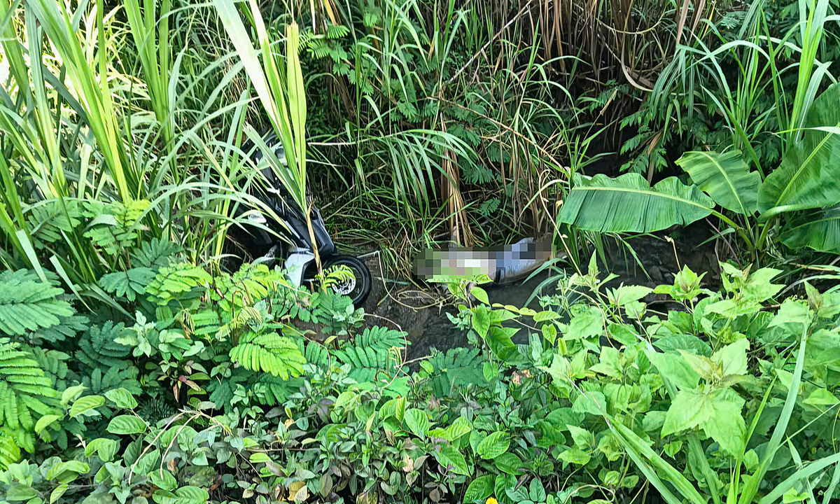 Student's body and motorbike found at bottom of ravine