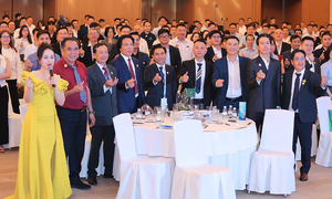 Solar community hosts event to connect solar power businesses