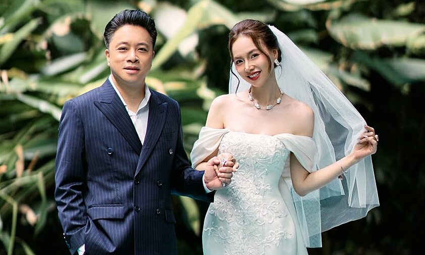 Dinh Ngoc Diep and Victor Vu recreate wedding photos for 10th anniversary