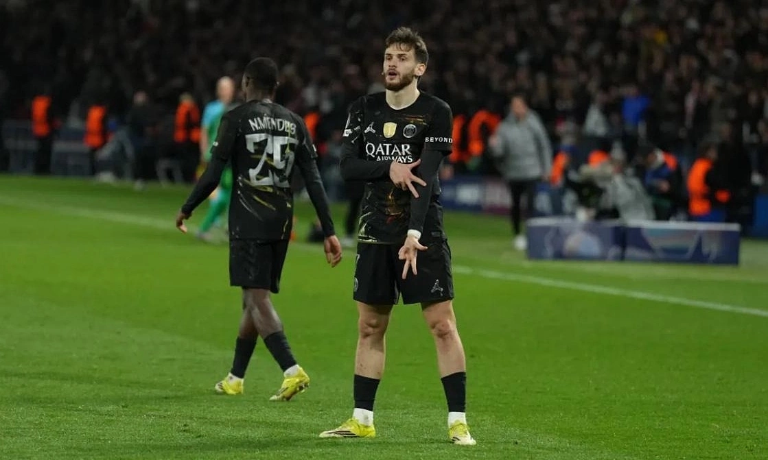 PSG defeat Chelsea with three goals in final 20 minutes