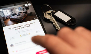 Airbnb accused of hindering guest cancellations due to military conflict