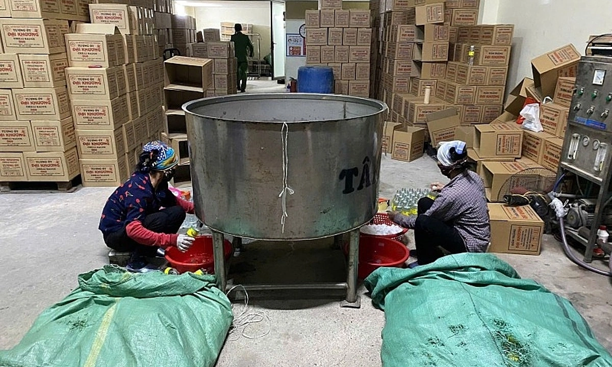 Owner of facility mixing acetic acid with filtered water to make white vinegar arrested