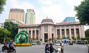 Hanoi plans to develop two financial centers