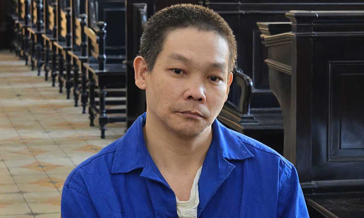 Man stabs ex-wife, nearly killing her, due to jealousy