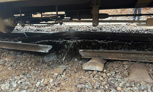 Hai Van pass railway resumes operations