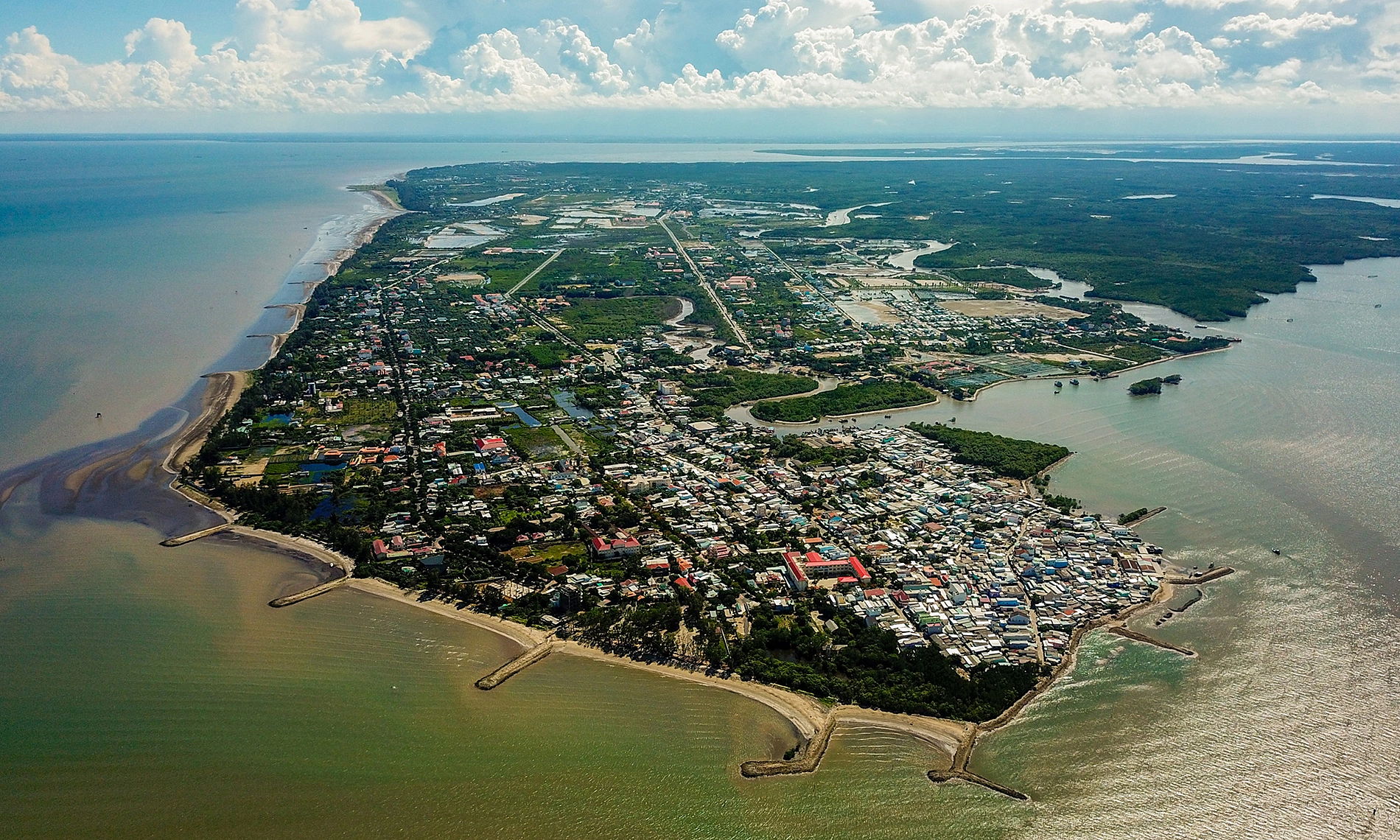 Benefits of running in Can Gio's coastal areas