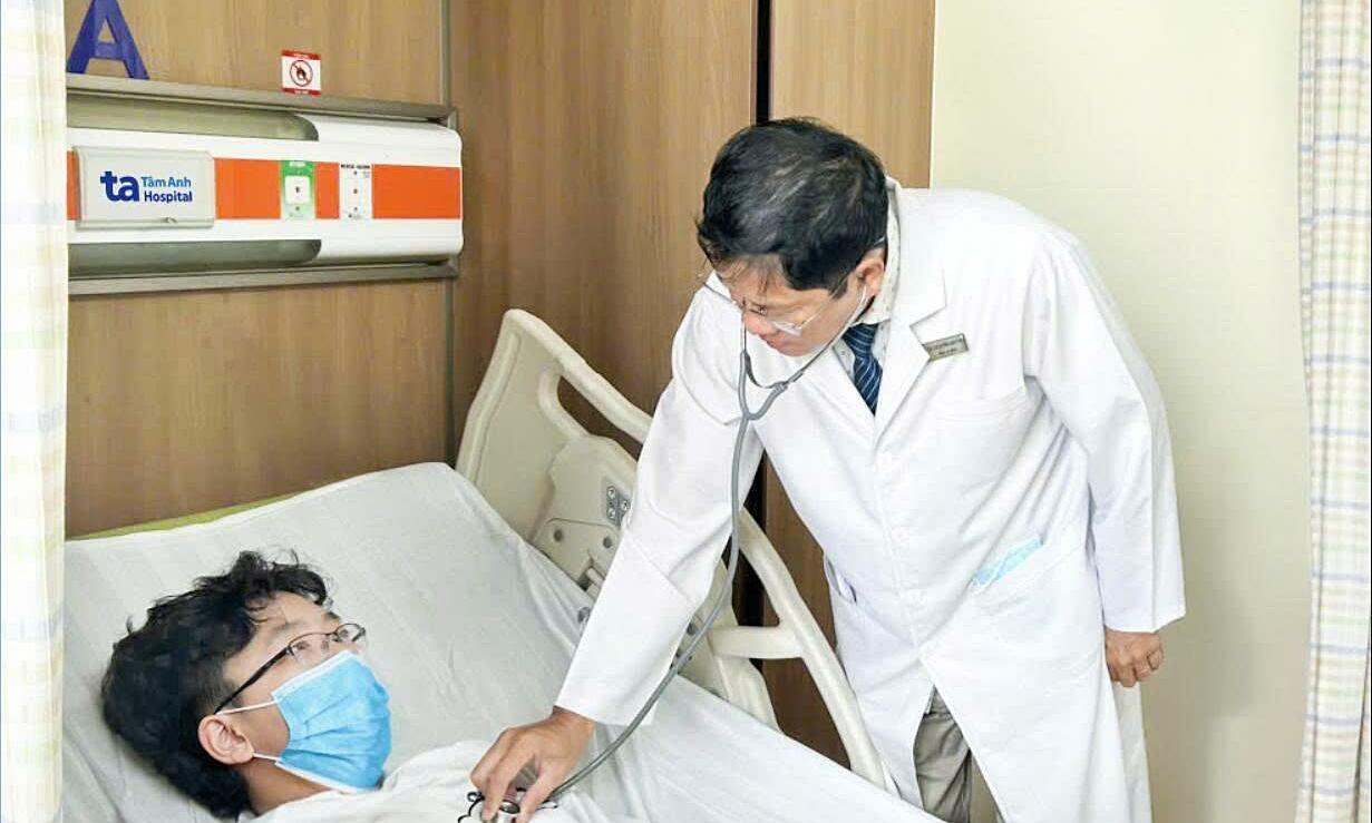 Teenager diagnosed with purpuric rash