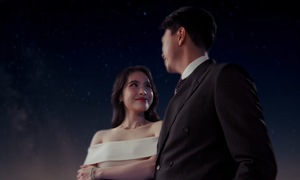 Ca tru singer Kieu Anh's husband stars in her new music video