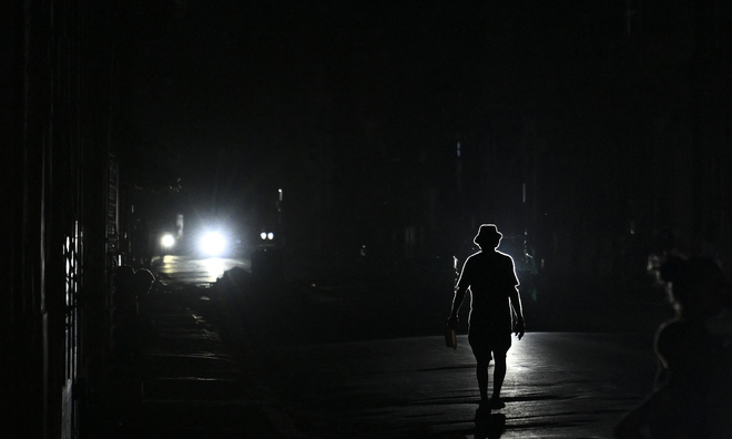 Cuba suffers nationwide power outage