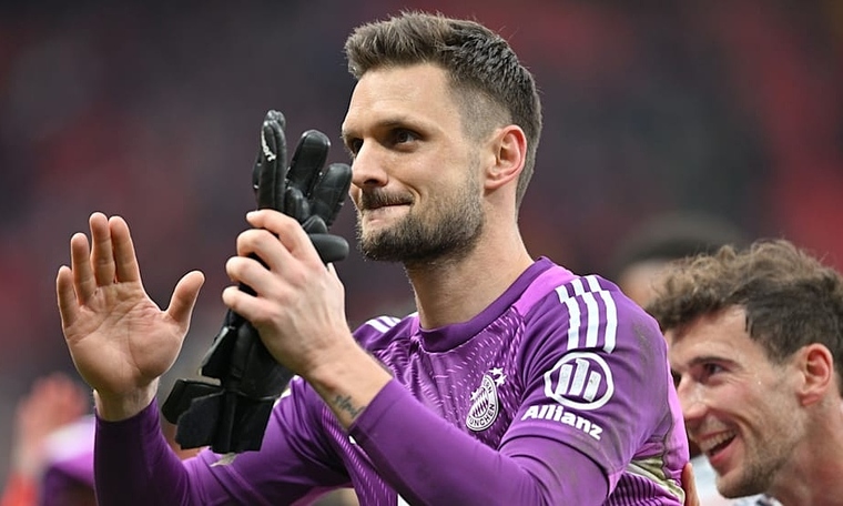 Bayern loses all four goalkeepers in Champions League