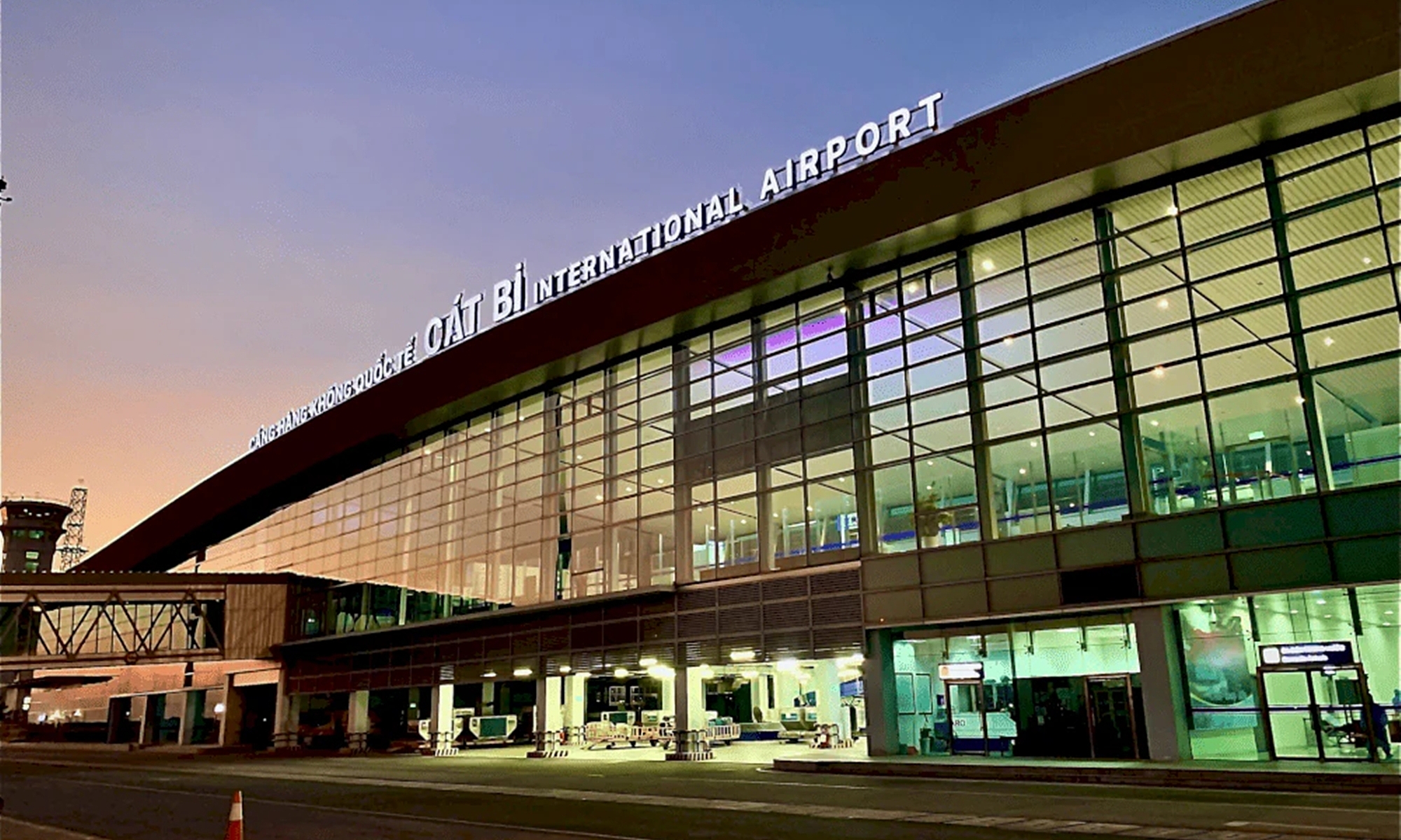 Cat Bi airport affected by bamboo flute kite