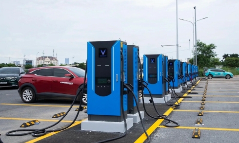 99 'super charging stations' for electric vehicles coming soon nationwide