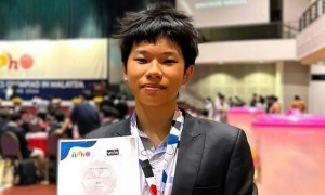 Physics prodigy accepted into world's No. 1 university