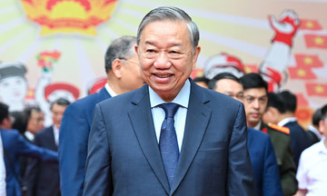 'Representatives must prioritize national interests, forget personal gain, prioritize common good, forget individual interests'