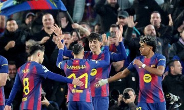 Flick avoids discussing Barca's Champions League title prospects