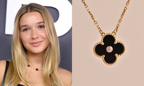 Harper Beckham's jewelry style