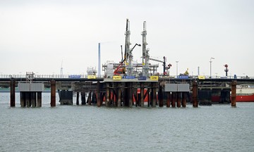 European gas prices surge over 30%