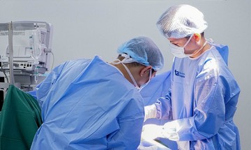Total thyroidectomy prevents cancer spread