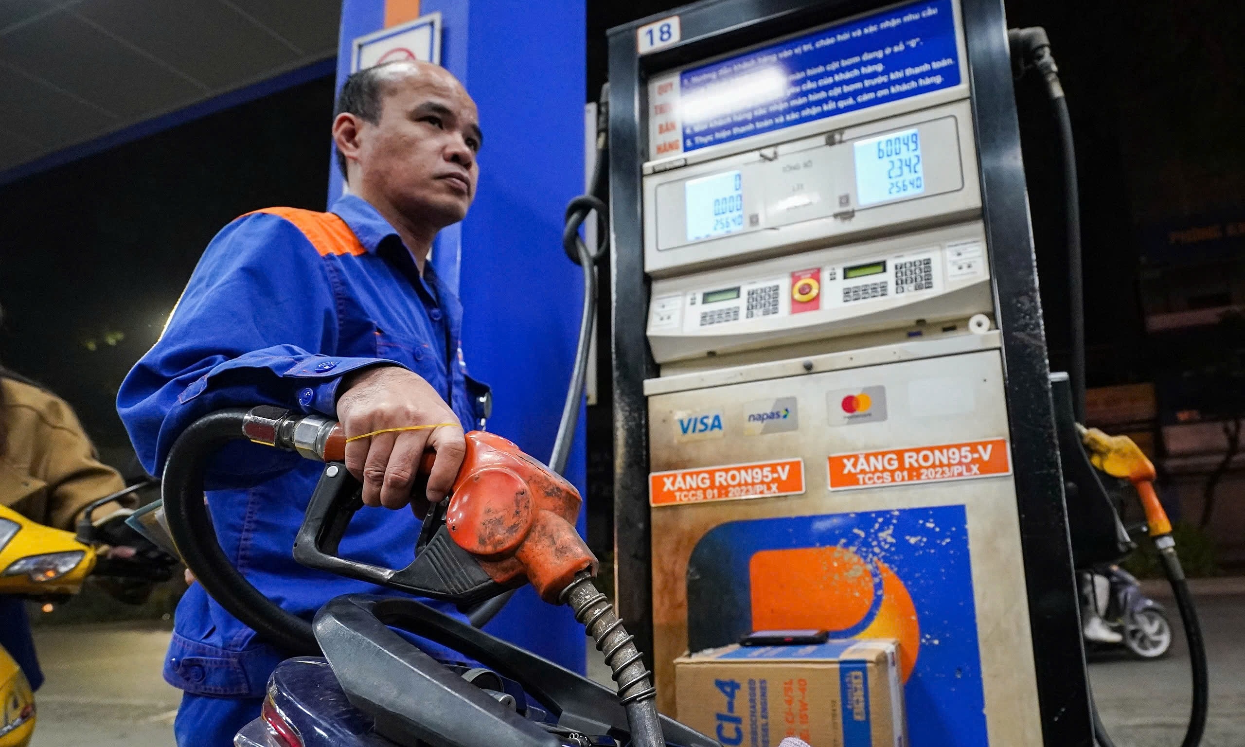 Gasoline prices to be adjusted immediately only when increasing above 15%