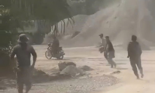 Two groups clash at rock quarry