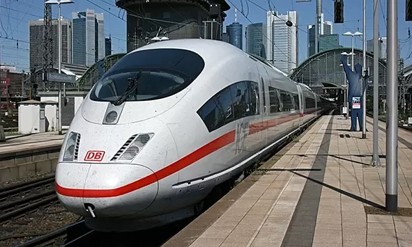 North-south high-speed railway needs over 13,800 workers