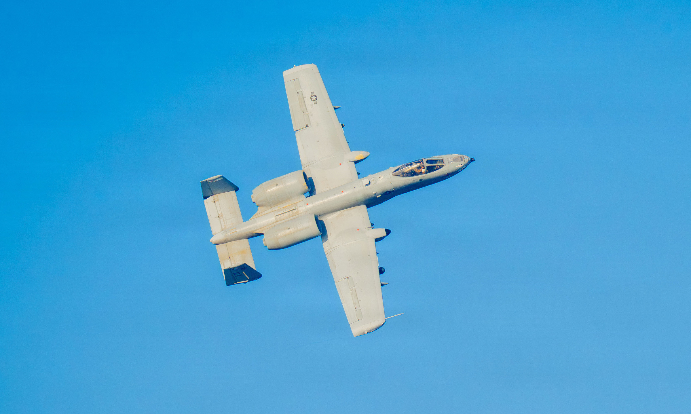 US deploys 'tank-killer' attack aircraft to counter Iranian speedboats