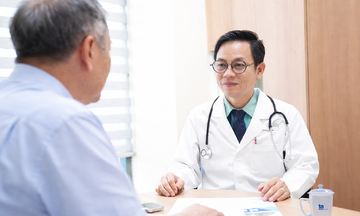 Chronic hepatitis B progresses to cancer