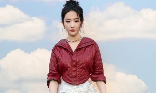 Liu Yifei's controversial outfits