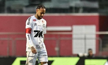 Neymar 'very sad' about Ancelotti's decision