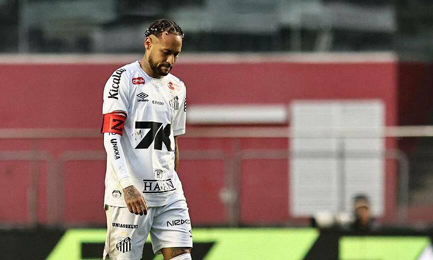 Neymar 'very sad' about Ancelotti's decision