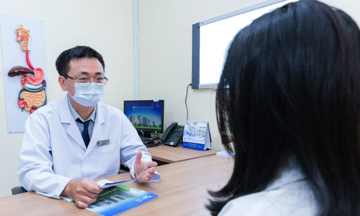 Why people with liver disease should avoid oils and fats?