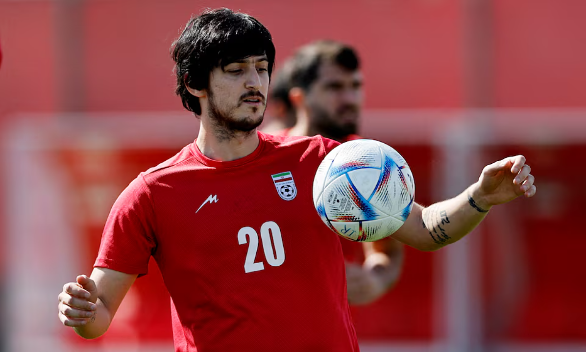 Iranian star dropped from national team for photo with Dubai leader