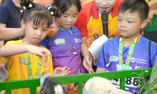 2,500 children learn animal care at Kun Marathon