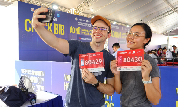 International tourists excited about Vietnam's largest night race