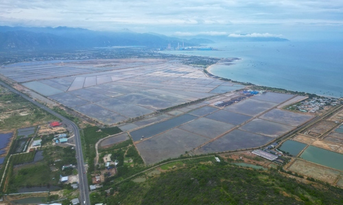 Proposal for 5 billion USD coal power - aluminum complex in Vinh Hao